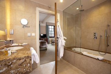 Grand Hotel & Spa酒店